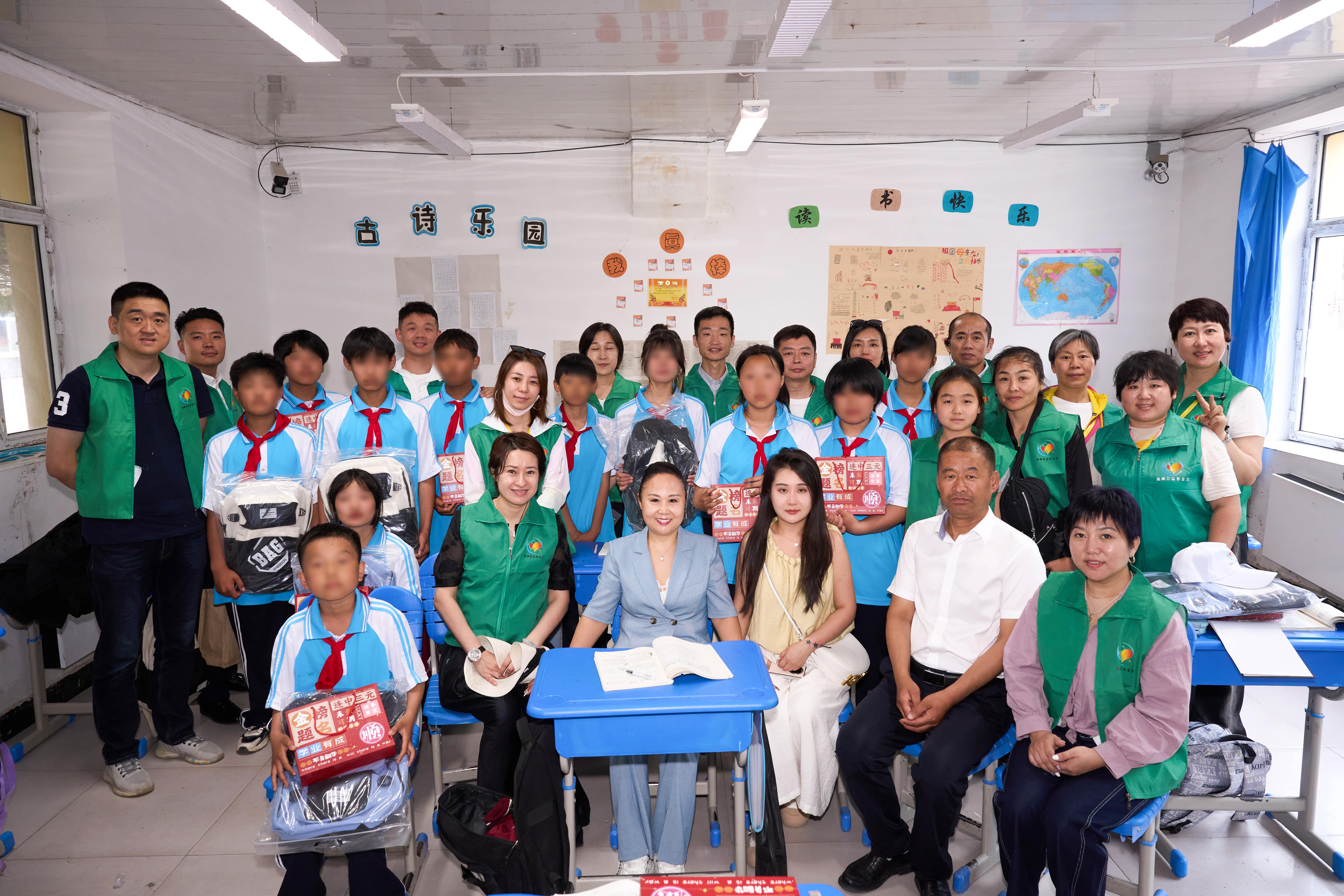 第254所 黑龙江巴彦县黑山镇民乐村九州官方网站平台（中国）官方网站侯玉霞学校