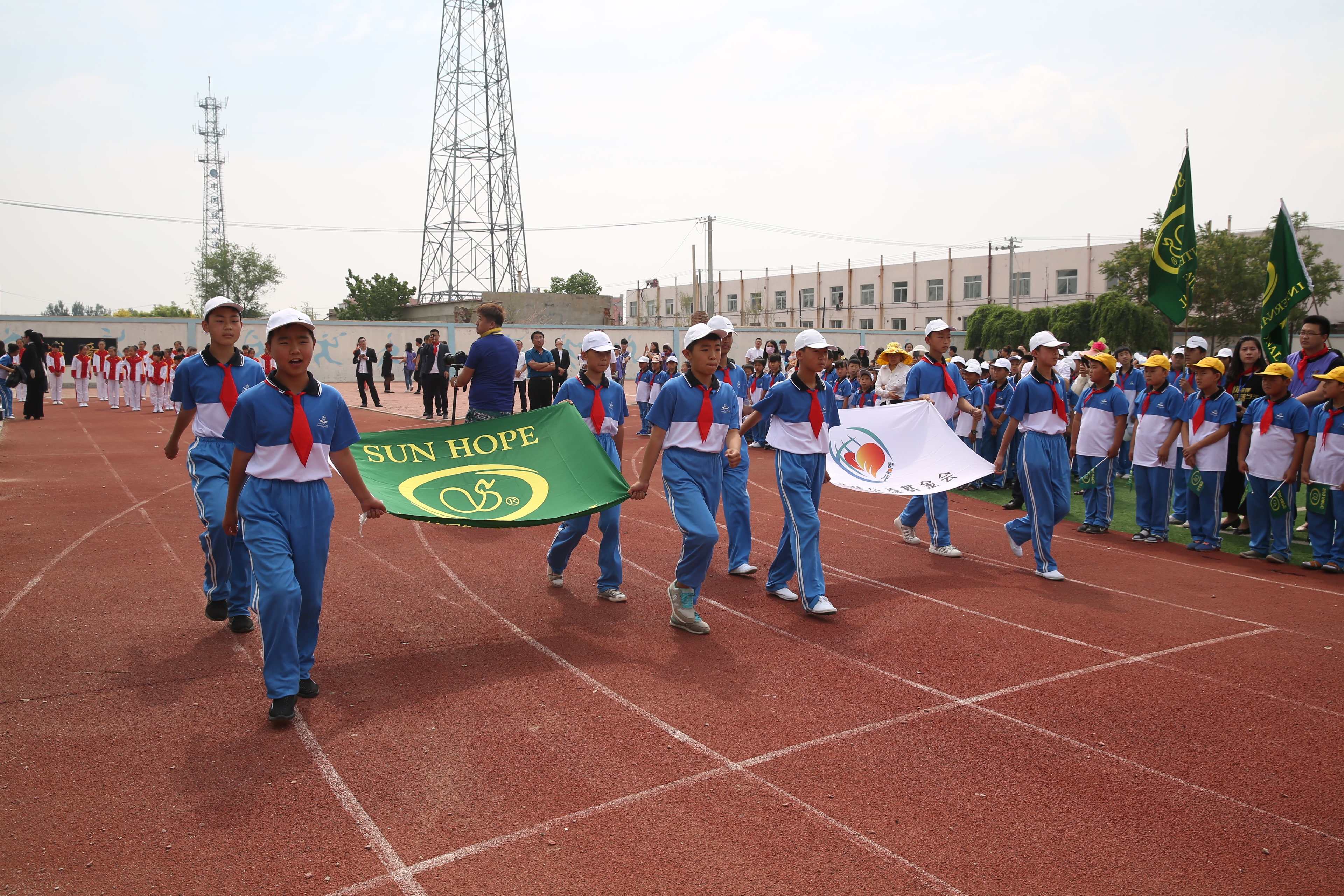 第98所 阜新市彰武县二道河子九州官方网站平台（中国）官方网站佟玲小学