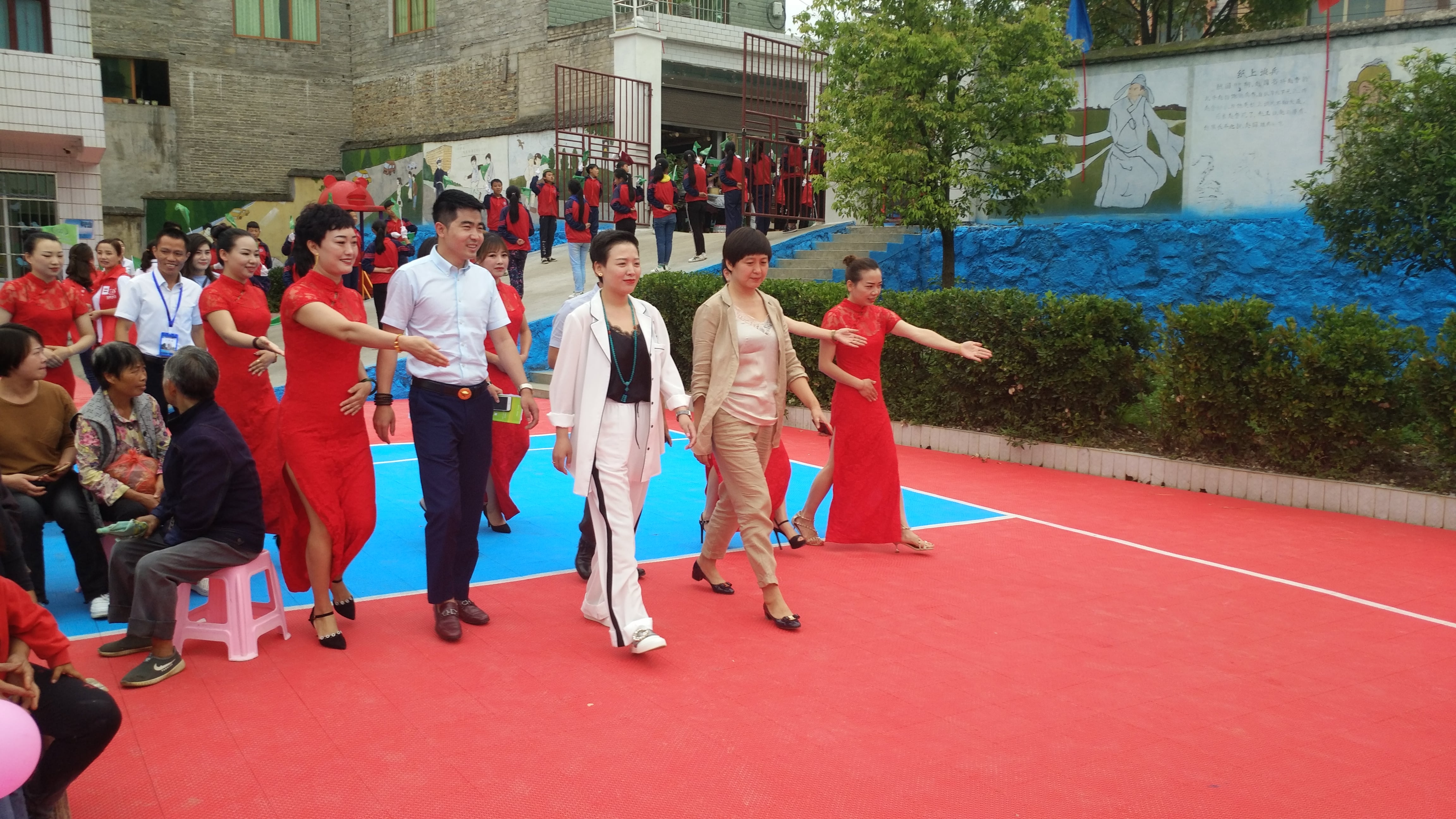 第148所 固阳县新世纪九州官方网站平台（中国）官方网站吴彩勤小学