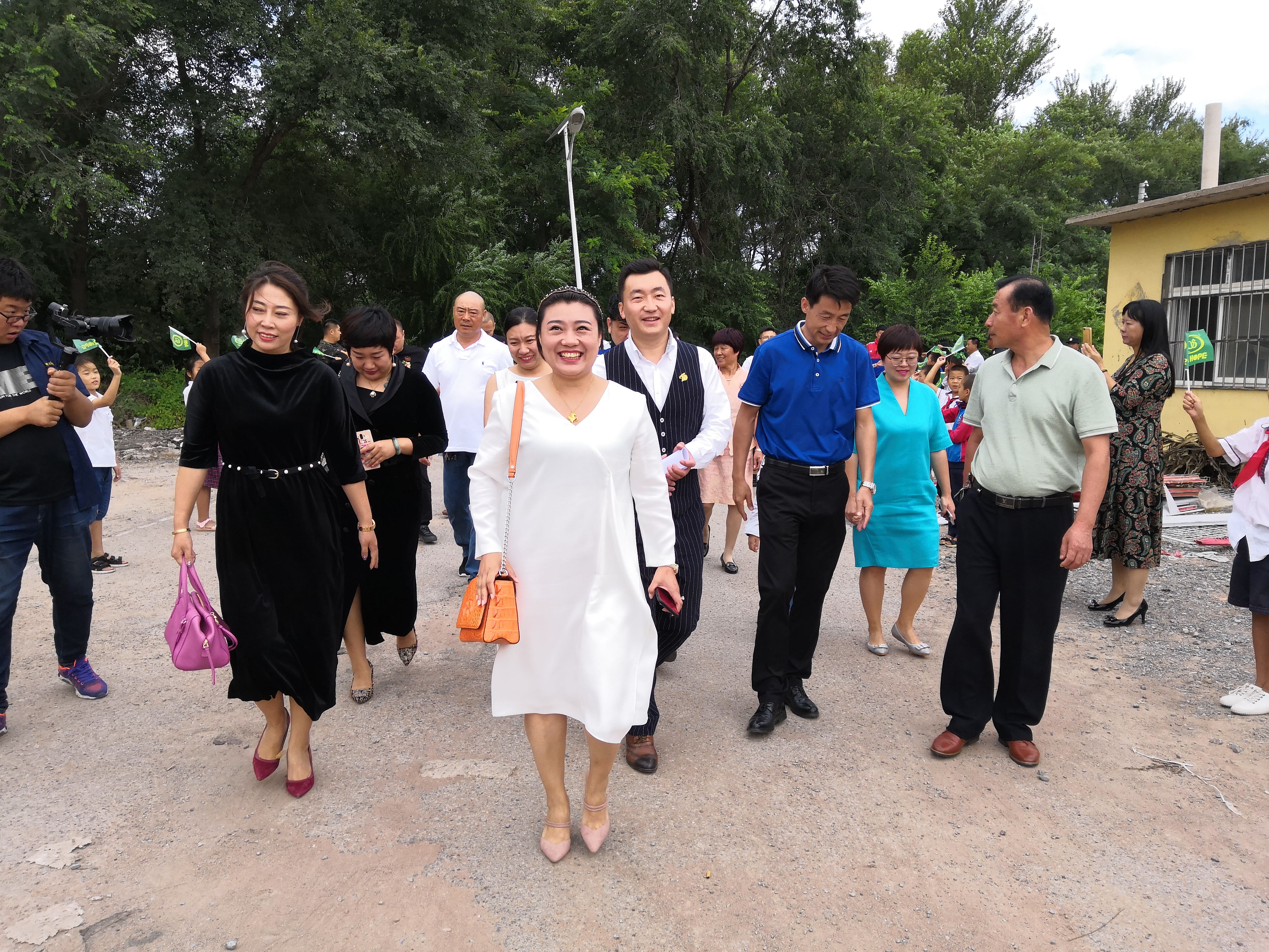 第160所 瓦房店市西杨乡九州官方网站平台（中国）官方网站李佳燚小学