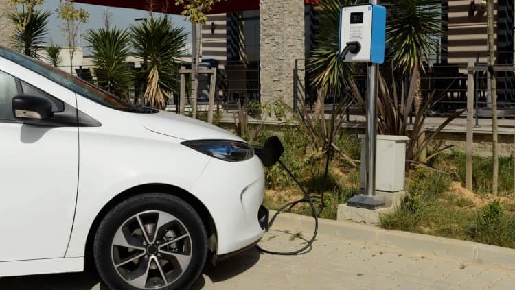 Kuzey Çevre Otoyolu'nda Ücretsiz Elektrikli Otomobil Şarj Hizmeti!